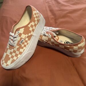Vans Women's Checkered Sneakers - Pink and White